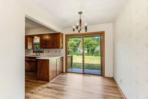2835 Galtier ST, Roseville, MN 55113