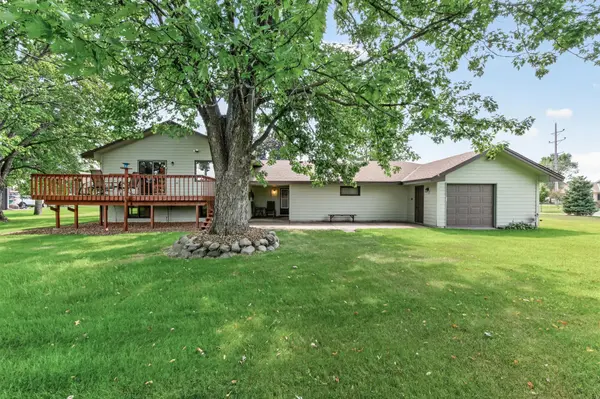3800 101st AVE N, Brooklyn Park, MN 55443