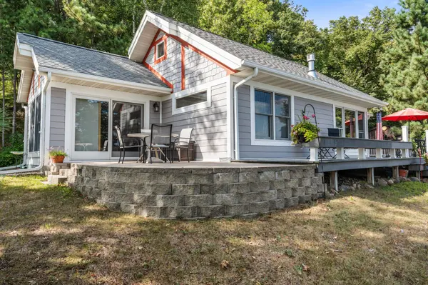 1775 Athena RD, Cushing, MN 56443