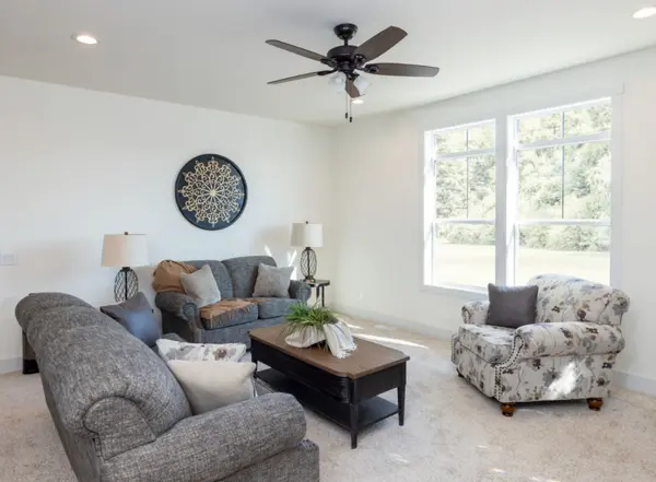 2421 Oak Preserve CT, Saint Cloud, MN 56304
