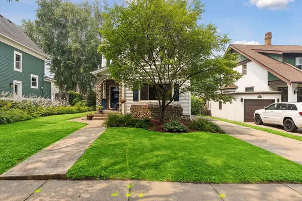 657 Delaware AVE, Saint Paul, MN 55107