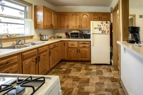 1103 Gilmore AVE, Winona, MN 55987