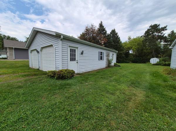 177 2nd AVE, Clear Lake, WI 54005