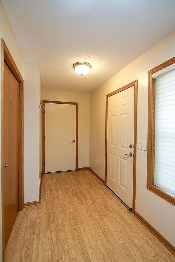 1088 Blackbird TRL SW, Hutchinson, MN 55350