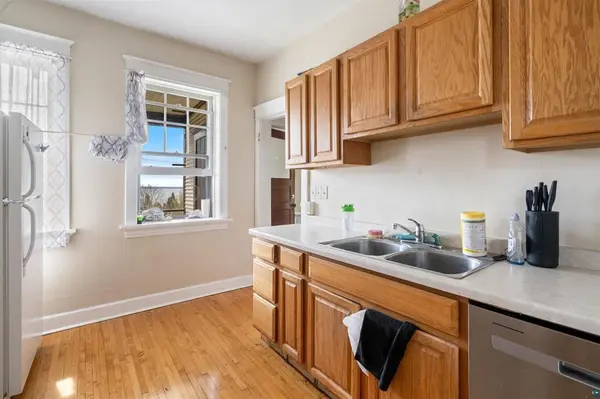 1432 E 4th ST, Duluth, MN 55805