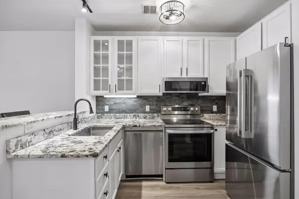 660 N 2nd ST #126, Minneapolis, MN 55401