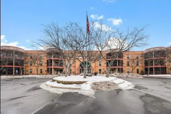 3232 Fremont AVE N #215, Minneapolis, MN 55412