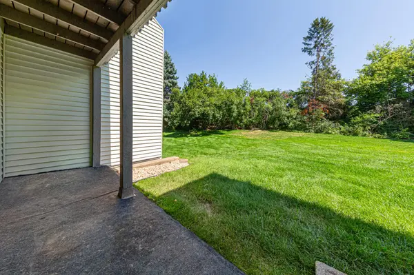 7250 Hunters RUN, Eden Prairie, MN 55346