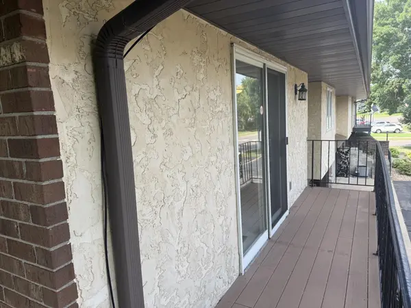 293 Evans AVE NW, Elk River, MN 55330