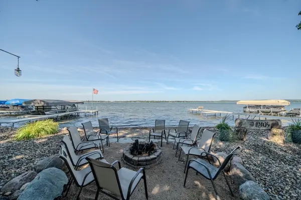 436 Shorewood DR, Detroit Lakes, MN 56501