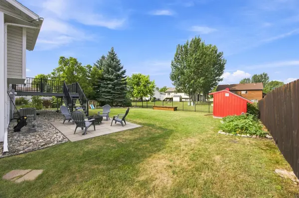 2715 32nd ST S, Fargo, ND 58103