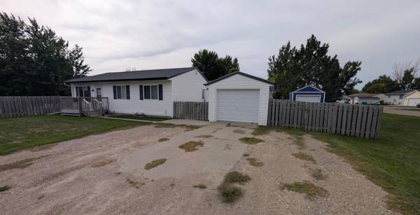 510 5th ST, Mapleton, ND 58059