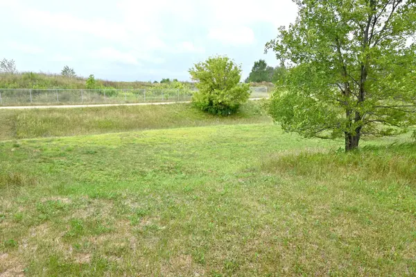 1882 Cypress TRL, New Richmond, WI 54017