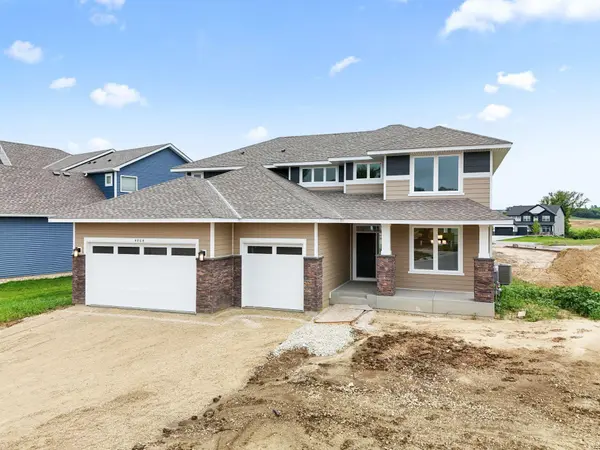 4864 Noble DR NW, Rochester, MN 55901