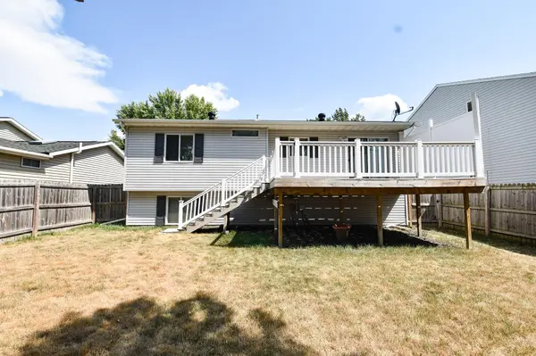 3842 10TH ST N, Fargo, ND 58102
