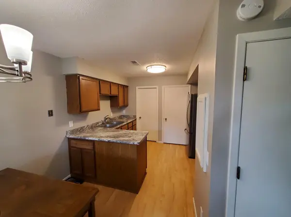 9358 Ranchview LN N, Maple Grove, MN 55369