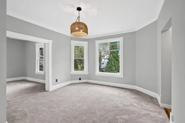 117 Lockey AVE, Center City, MN 55012