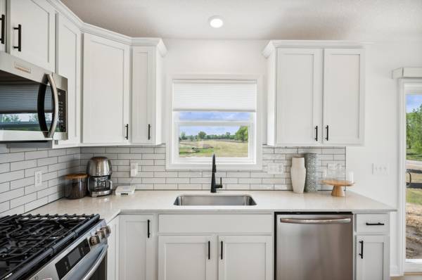 2431 Jandell AVE NE, Saint Michael, MN 55376
