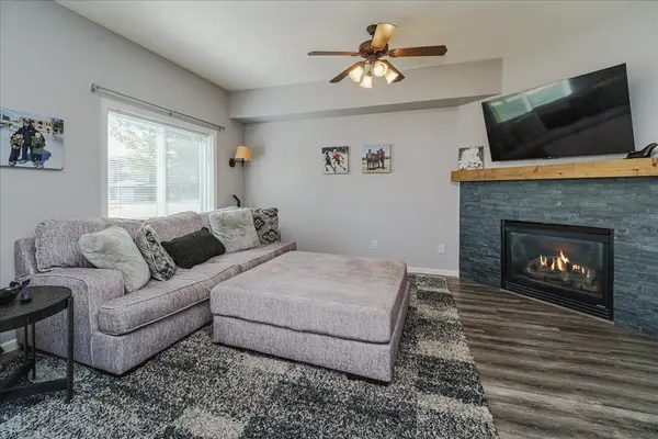20591 Keystone AVE, Lakeville, MN 55044