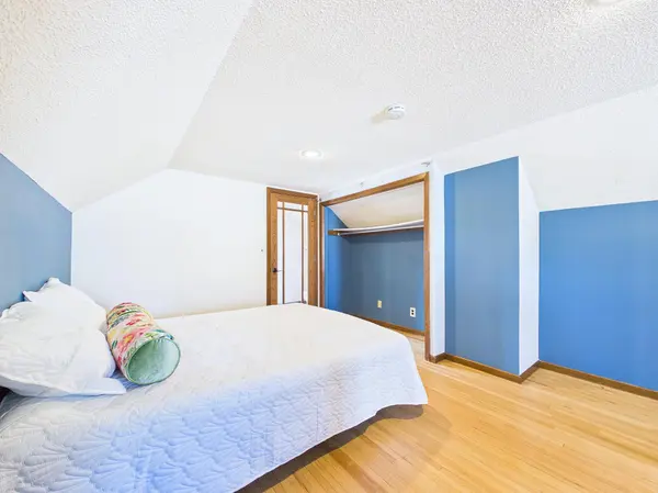 1451 Albemarle ST, Saint Paul, MN 55117