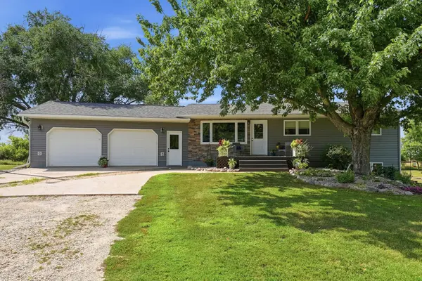 26280 115th ST NE, Belgrade, MN 56312