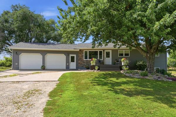 26280 115th ST NE, Belgrade, MN 56312