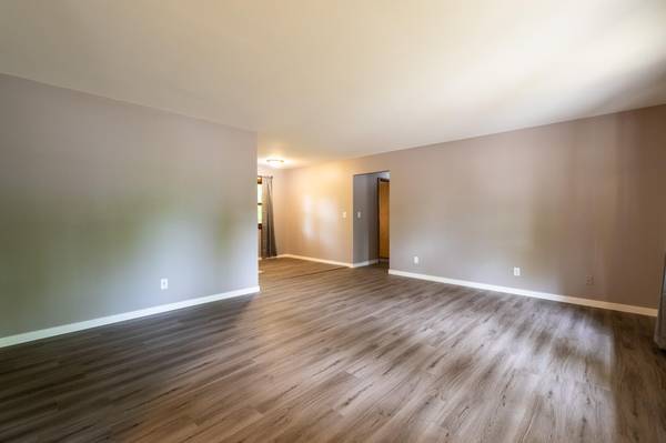 1715 19th ST S, Moorhead, MN 56560