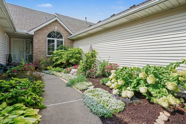 13815 Falcon AVE, Apple Valley, MN 55124
