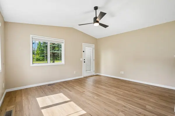 1303 Prairie LN, Saint Croix Falls, WI 54024