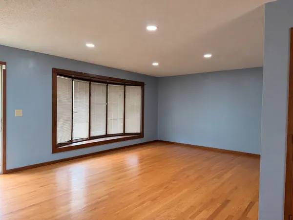 117 Southdale ST SE, Sleepy Eye, MN 56085