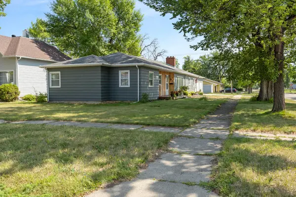 824 4th AVE N, Wahpeton, ND 58075