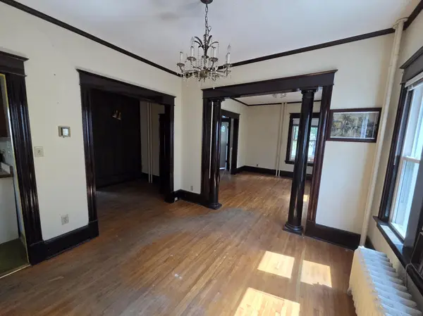 645 Simpson ST, Saint Paul, MN 55104