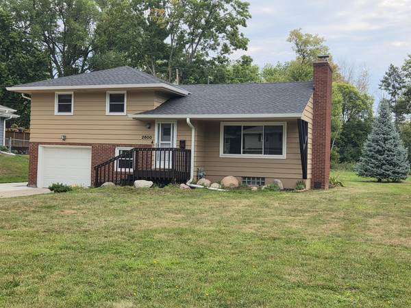 2800 Quebec AVE N, New Hope, MN 55427