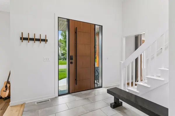 17763 Layton PATH, Lakeville, MN 55044