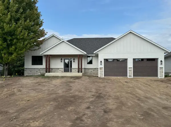 1215 Moor Stone DR NE, Alexandria, MN 56308