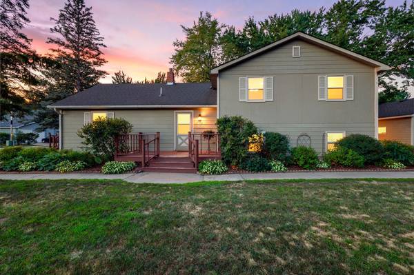 100 Heritage BLVD NW, Isanti, MN 55040