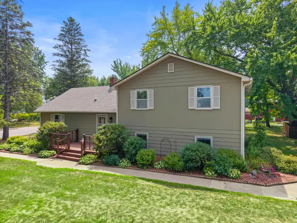 100 Heritage BLVD NW, Isanti, MN 55040