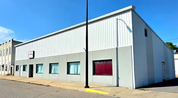 105 2nd ST NW, Twin Valley, MN 56584
