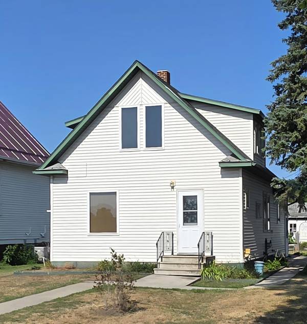 109 5th ST, Kathryn, ND 58049
