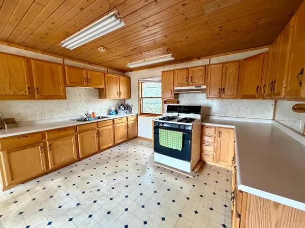 13911 S Fairbanks RD, Gordon, WI 54838