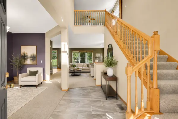 1591 140th ST W, Rosemount, MN 55068