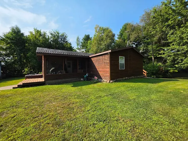 2560 8 3/4 ST, Cumberland, WI 54829