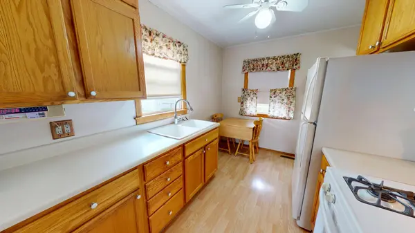 523 Freeborn AVE, Albert Lea, MN 56007