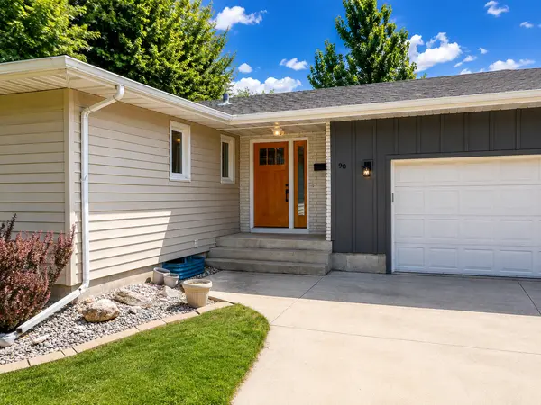 90 Forest AVE N, Fargo, ND 58102