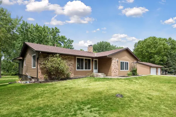 760 Shady LN, Big Lake, MN 55309