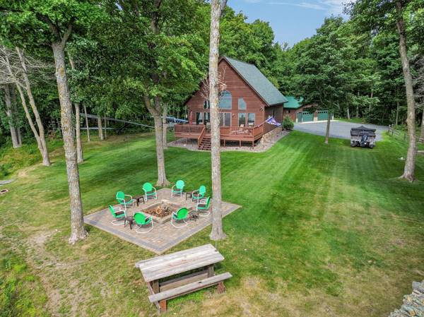 55603 Eggar RD, Spring Lake, MN 56680