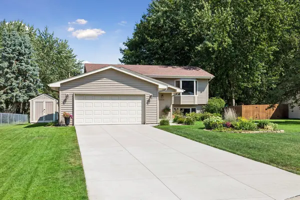 10615 Opal ST NE, Blaine, MN 55014