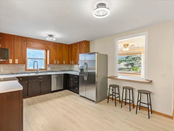 64 Cedar ST E, Motley, MN 56466
