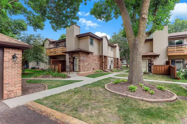 340 Ford RD #7, Saint Louis Park, MN 55426