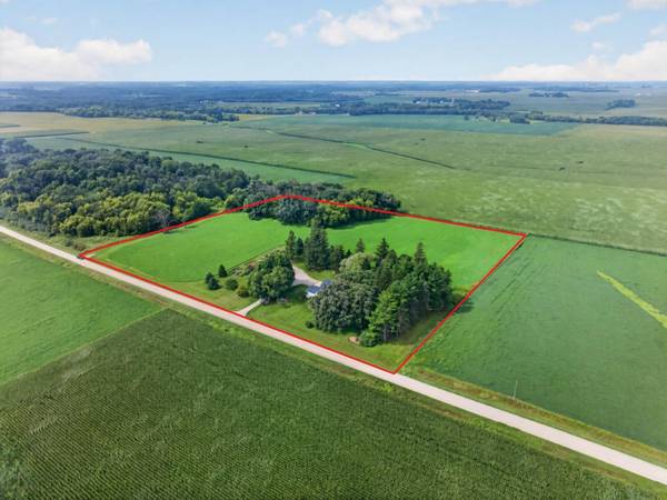 59493 272nd AVE, Mantorville, MN 55955